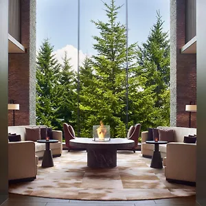https://higashiyama-niseko-village-a-ritz-carlton-reserve.hokkaidohotelsjapan.com